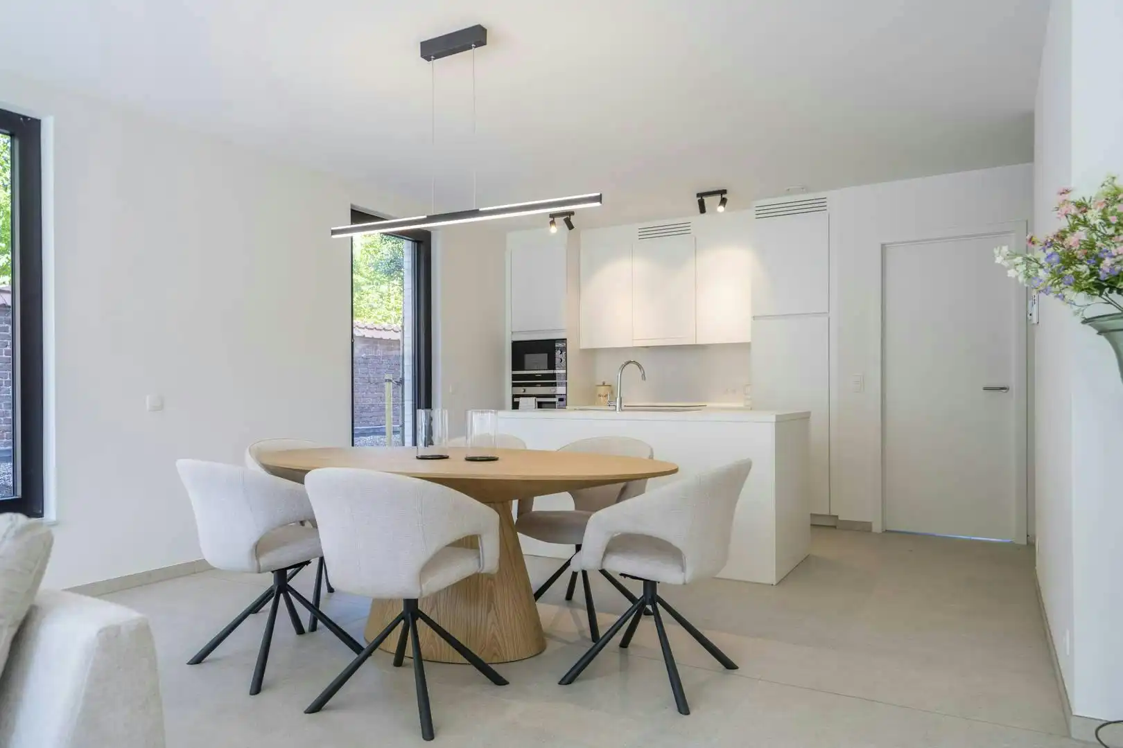 Nieuw 2-slaapkamerappartement te koop te Zwevegem foto 3