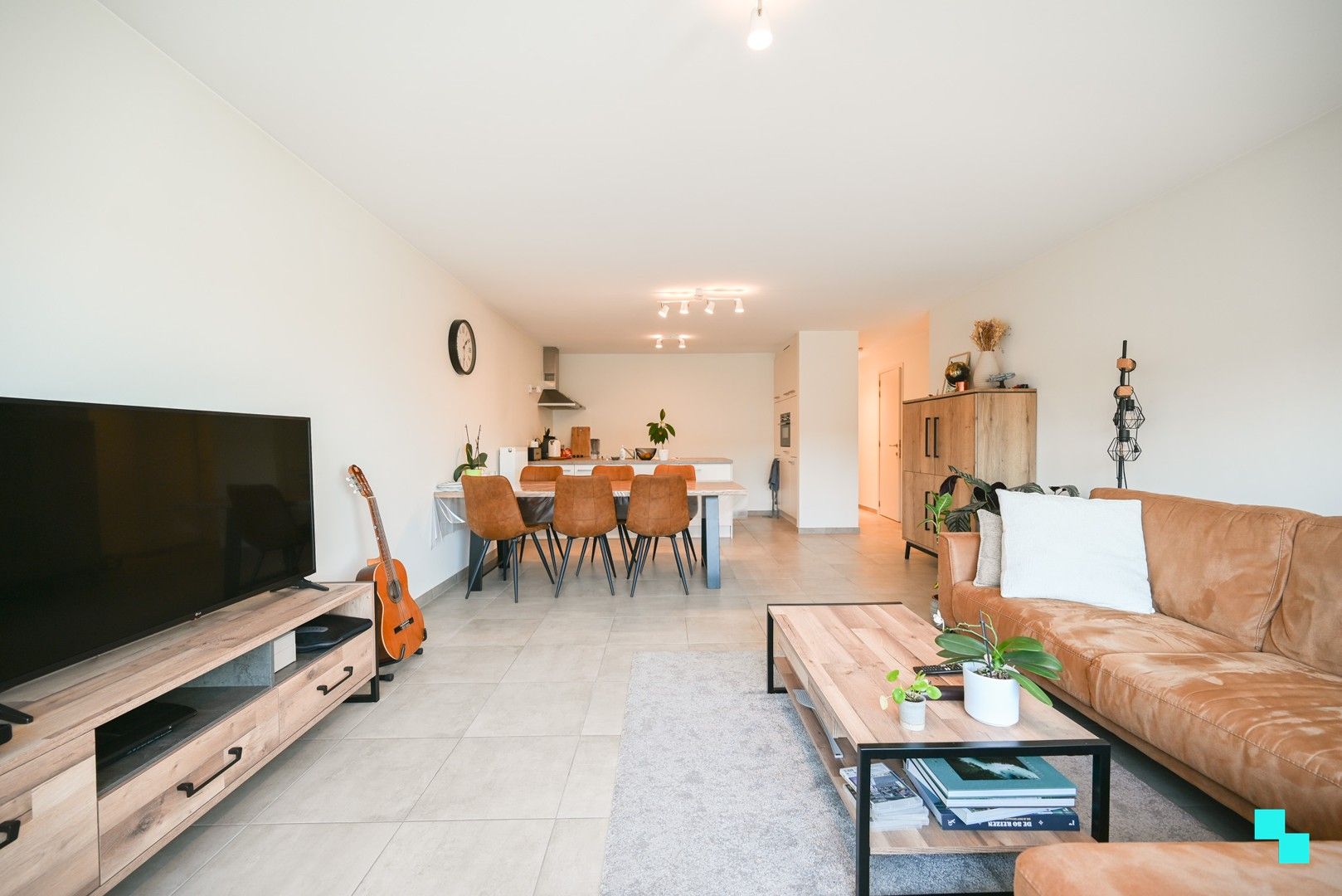 Ruim appartement met 2 slaapkamers in Waregem foto 6