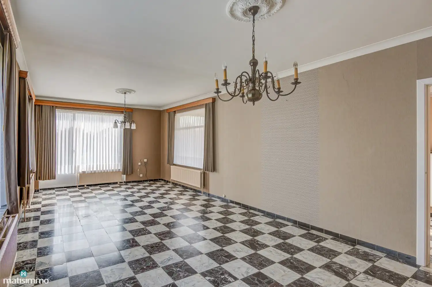 GEZINSWONING MET VIER SLAAPKAMERS IN LANDELIJKE OMGEVING TE GENOELSELDEREN (RIEMST) foto 7