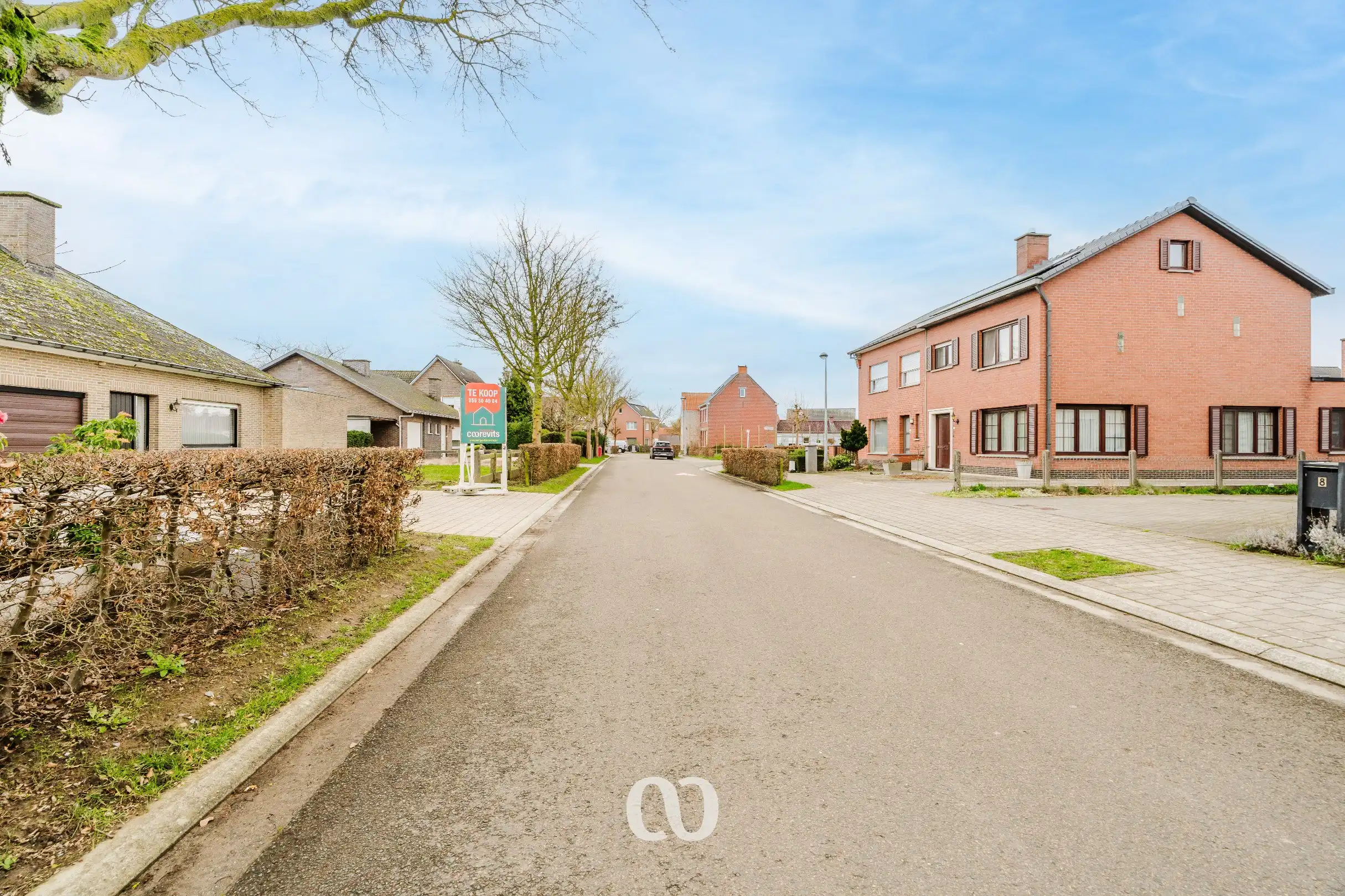 Zeer ruime woning met uitbreidingsmogelijkheden in rustige woonwijk te Kruisem foto 19