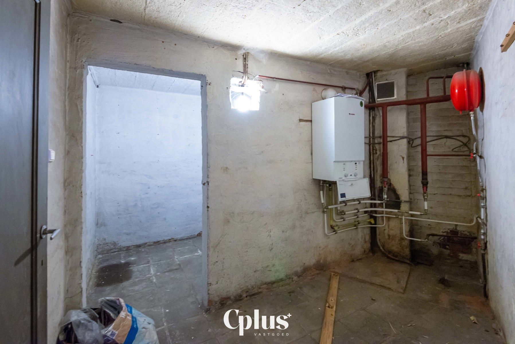 Authentieke interbellumwoning nabij Gent Sint-Pieters - Te koop foto 3
