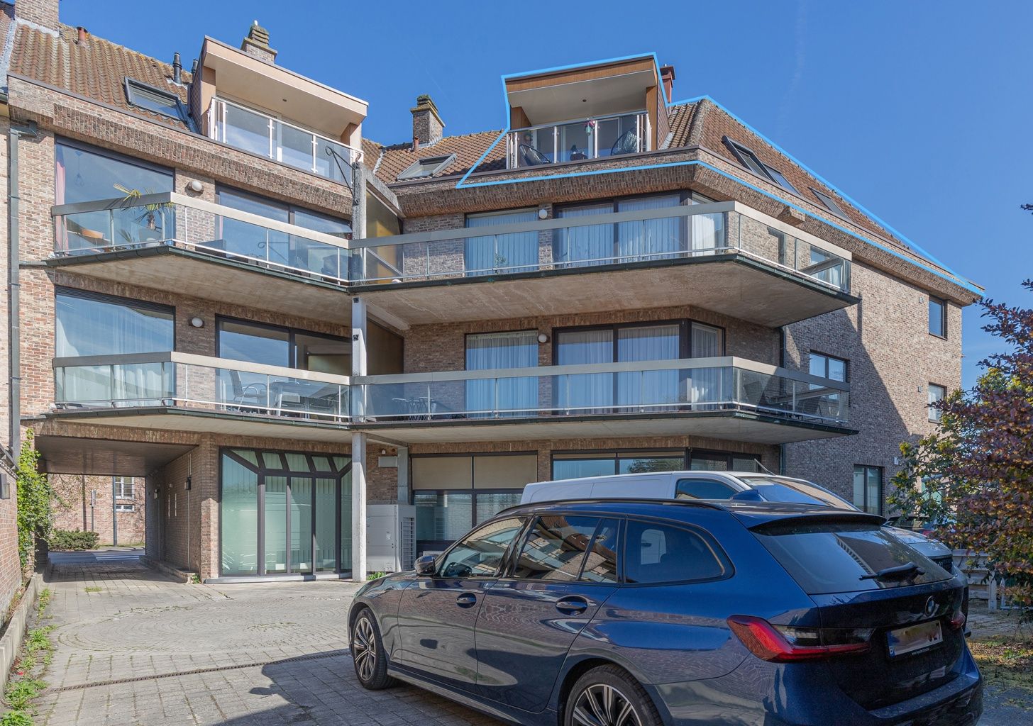 Ruim appartement in Opwijk centrum! foto {{pictureIndex}}