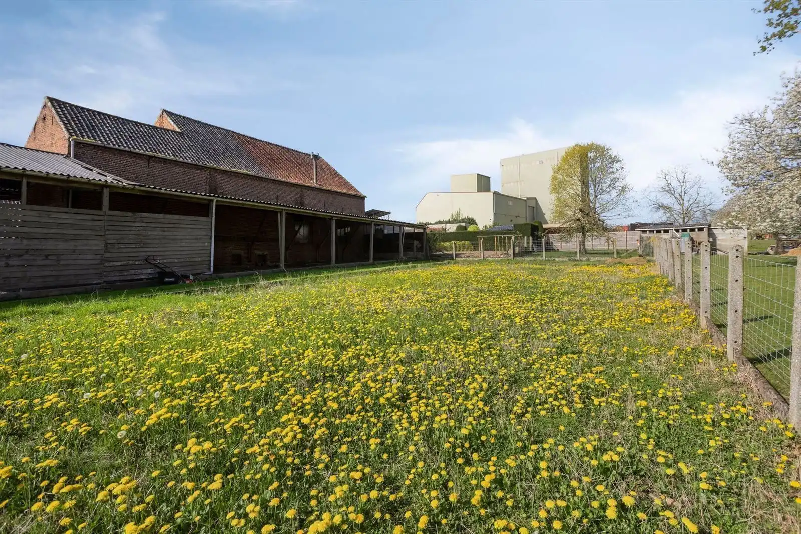 Magazijn met woning  foto 29