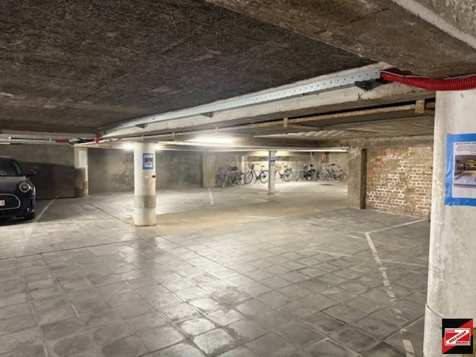 Parkeerplaats te koop foto 6