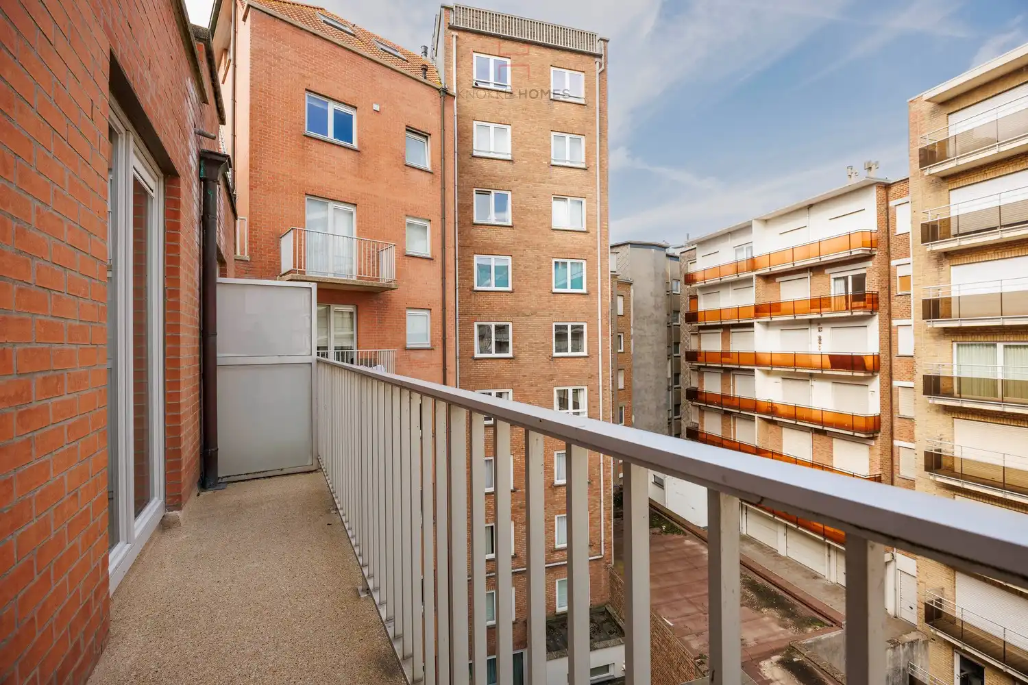 Ruim en lichtrijk appartement met 2 slaapkamers in Duinbergen foto 14