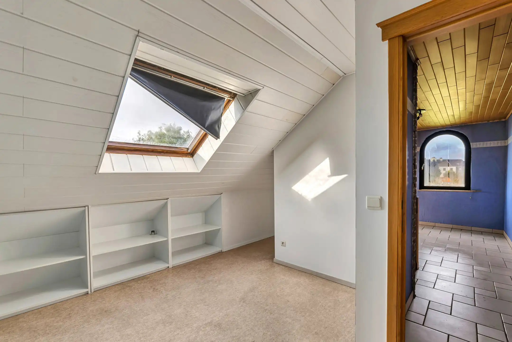 Handelswoning met ruime garage  foto 18