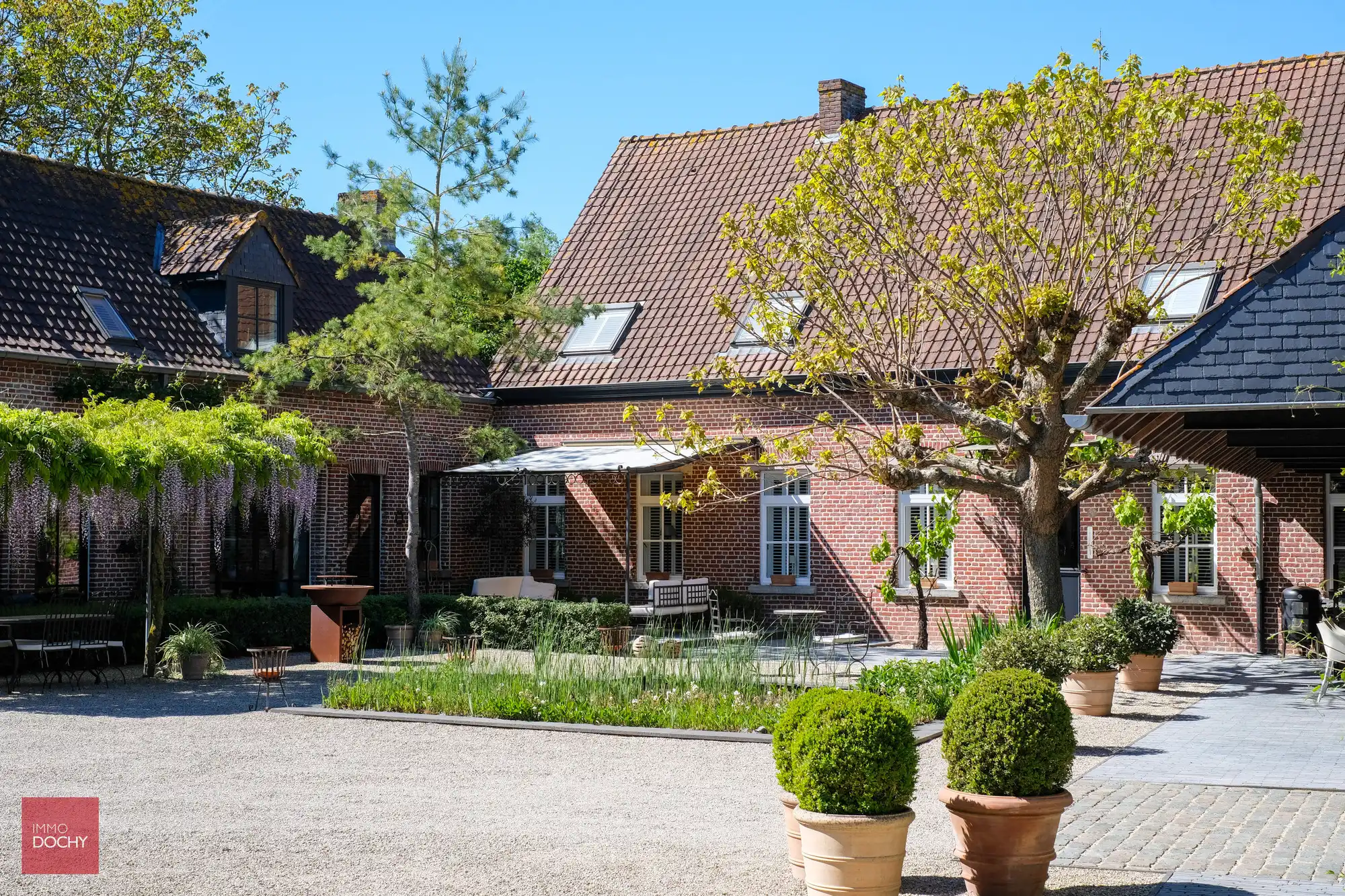 Zeer goed onderhouden gerestaureerde hoeve foto 9