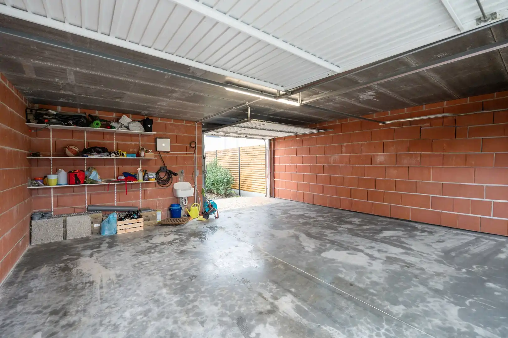 Woning met 4 kamers, 2 badkamers en 2 garages foto 20