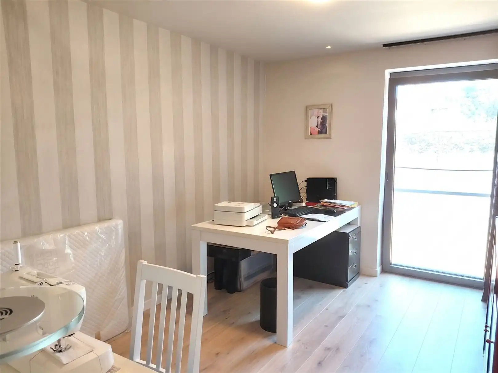 TE HUUR: Ruim appartement met 2 slaapkamers te Lummen! foto 10