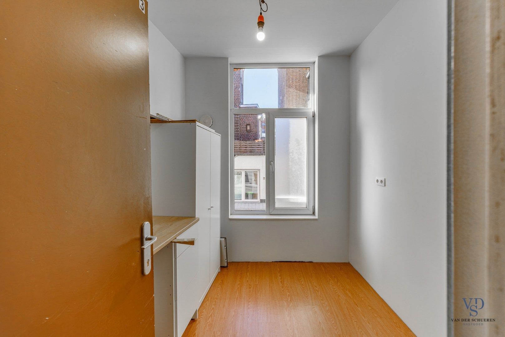 Herenhuis met 7 vergunde studentenkamers. foto 9