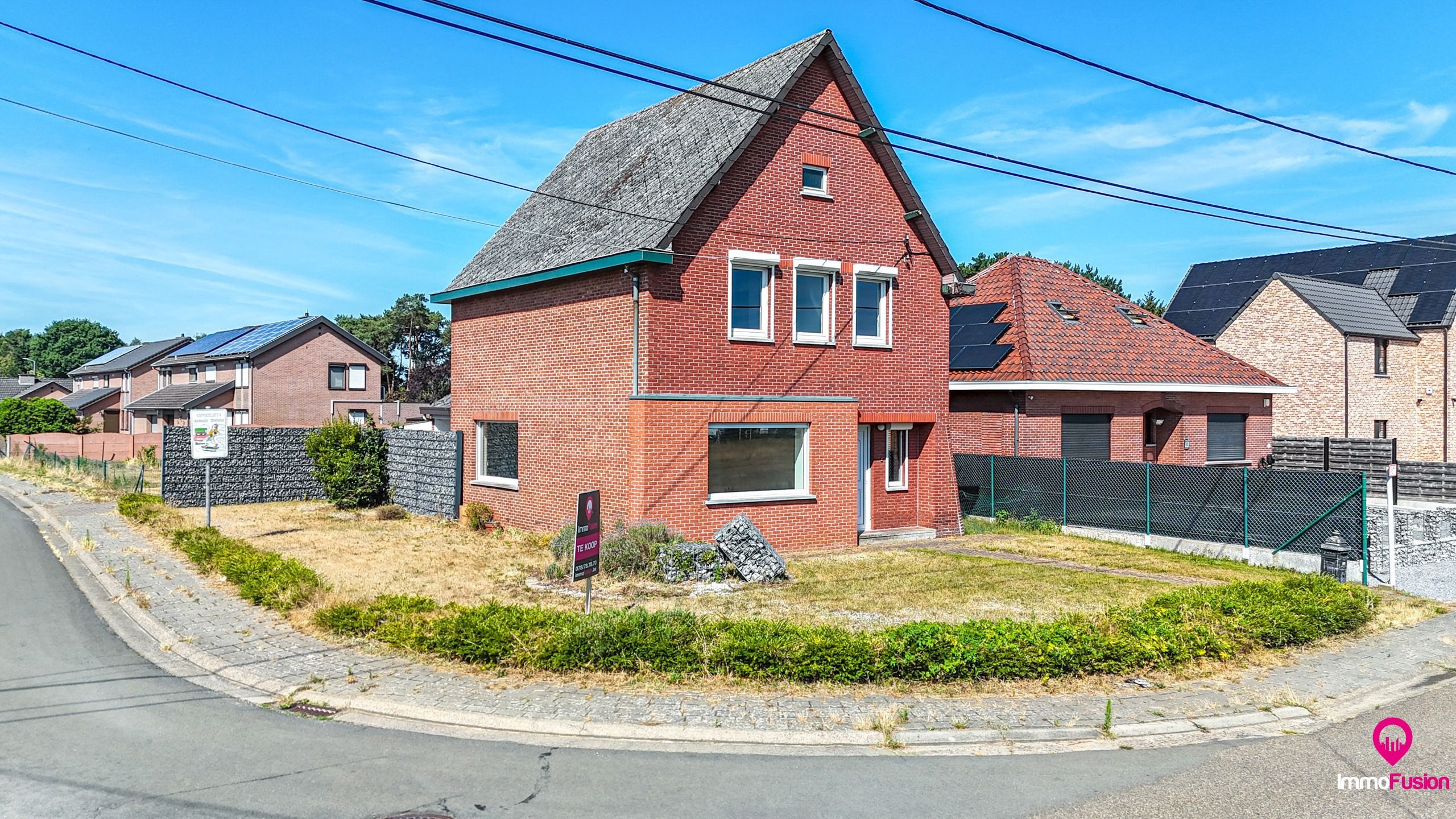 Charmante woning met 3 slaapkamers en ruime tuin! foto 2