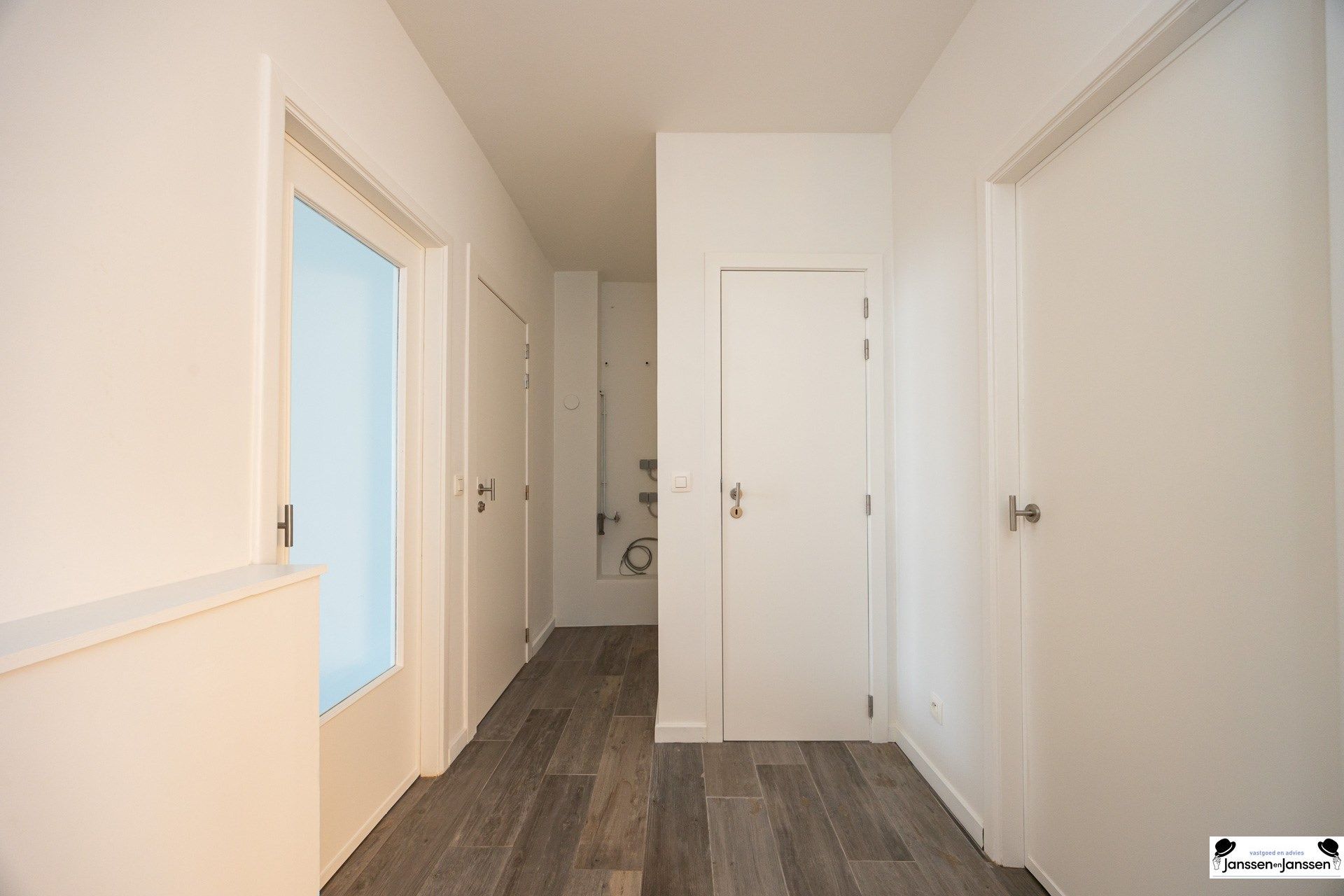 Instapklaar 1-slpk app met zuidgerichte tuin - Deurne zuid foto 9