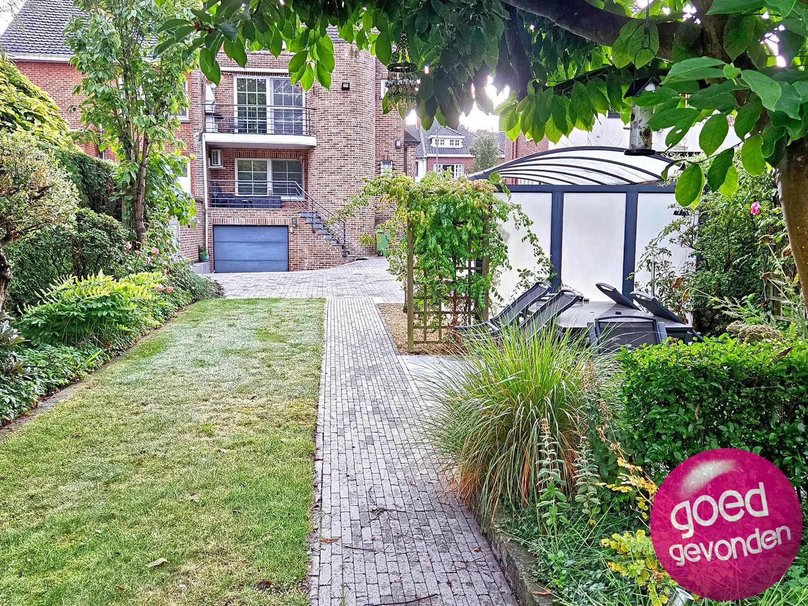 WONING - PRAKTIJK - 4 SLK - 3 BDK - TUIN - TERRAS - PARKING foto 42