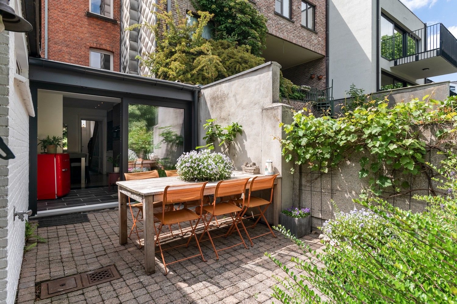 Prachtige herenhuis met 3 slaapkamers, gezellige tuin en autostaanplaats in Kapellen! foto 17