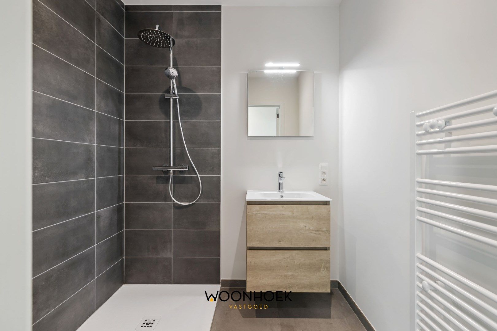 Luxueus 2-slpk nieuwbouwappartement OEVERPARK te Lokeren foto 18