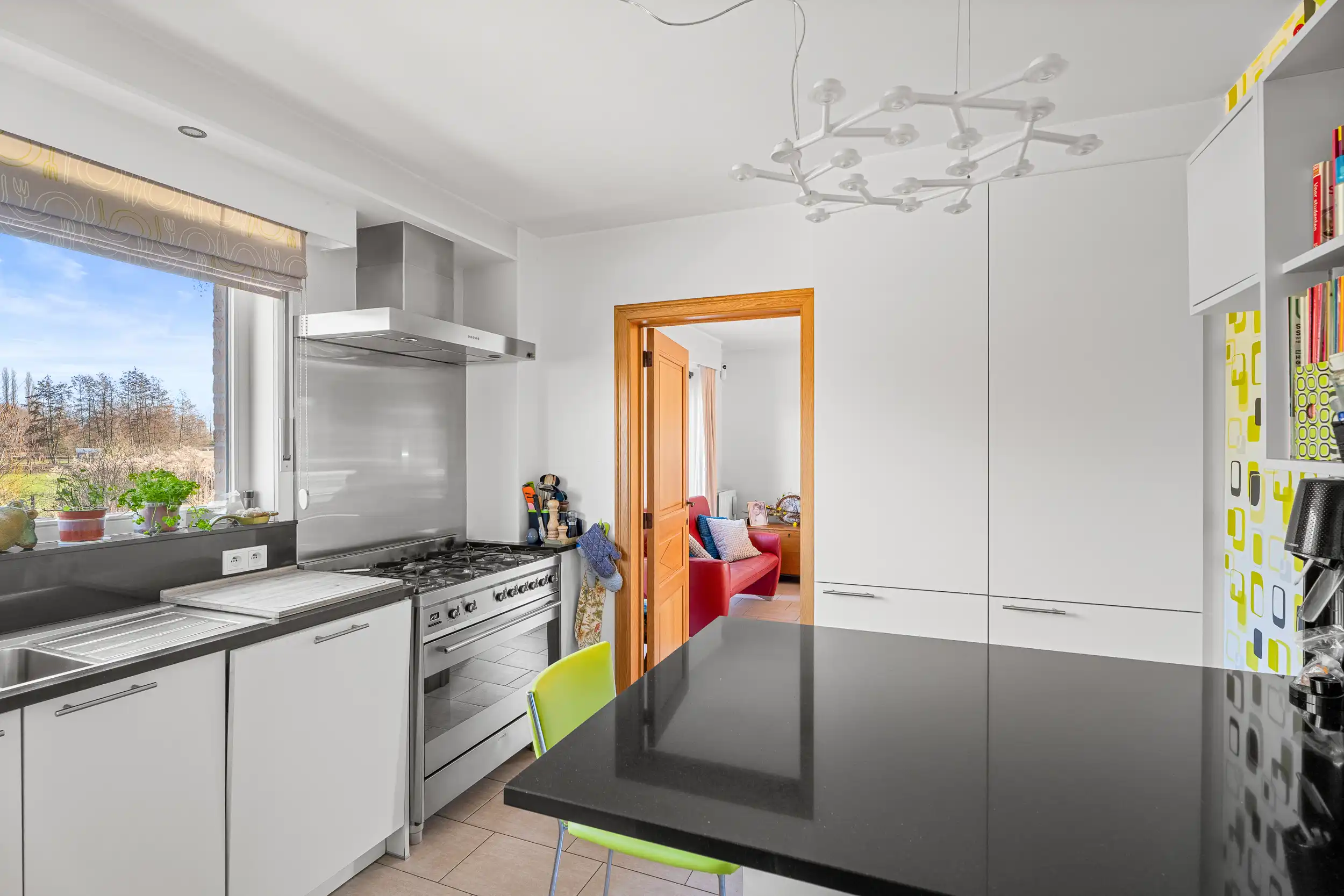 Instapklare gezinswoning in gegeerde, residentiële, woonwijk foto 7