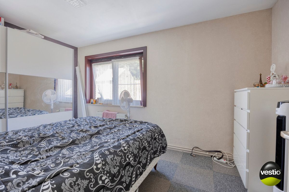 INVESTERINGSPAND MET 2 VERHUURDE APPARTEMENTEN TE RIJKHOVEN. foto 16