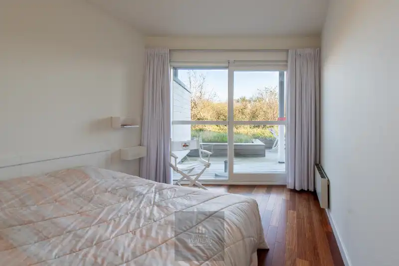 Uitzonderlijk doorloop-appartement aan het strand van Groenendijk. foto 19