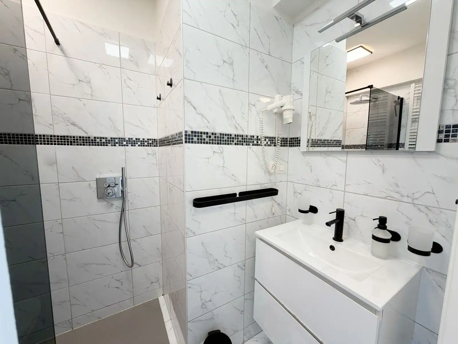 Studio met prachtig panoramisch zicht over het historische centrum van Oostende foto 4