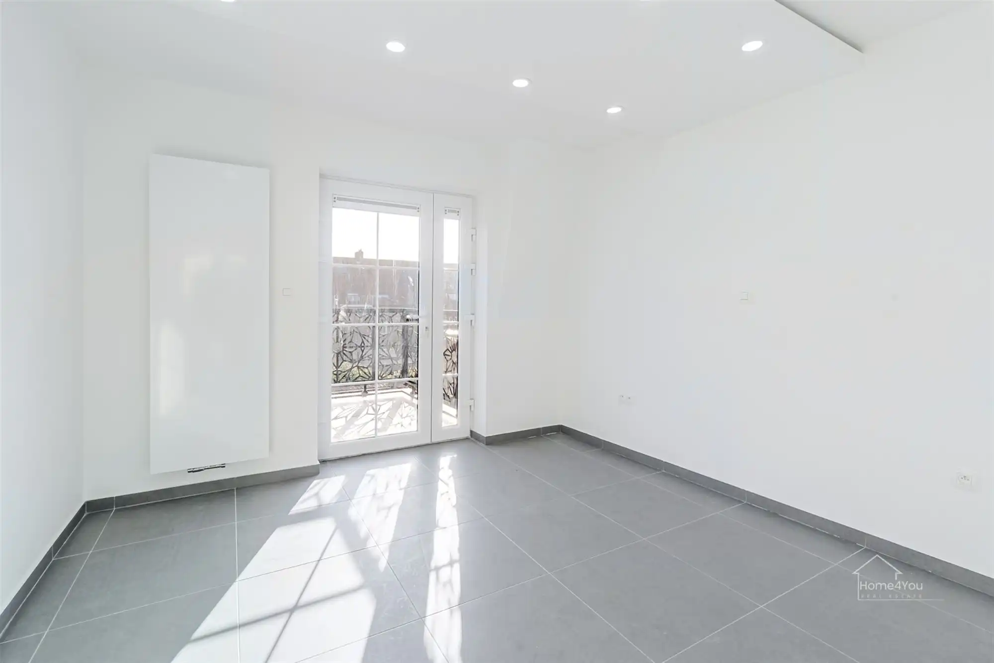 Ruim duplexappartement 4 slaapkamers 2 badkamers!  foto 9