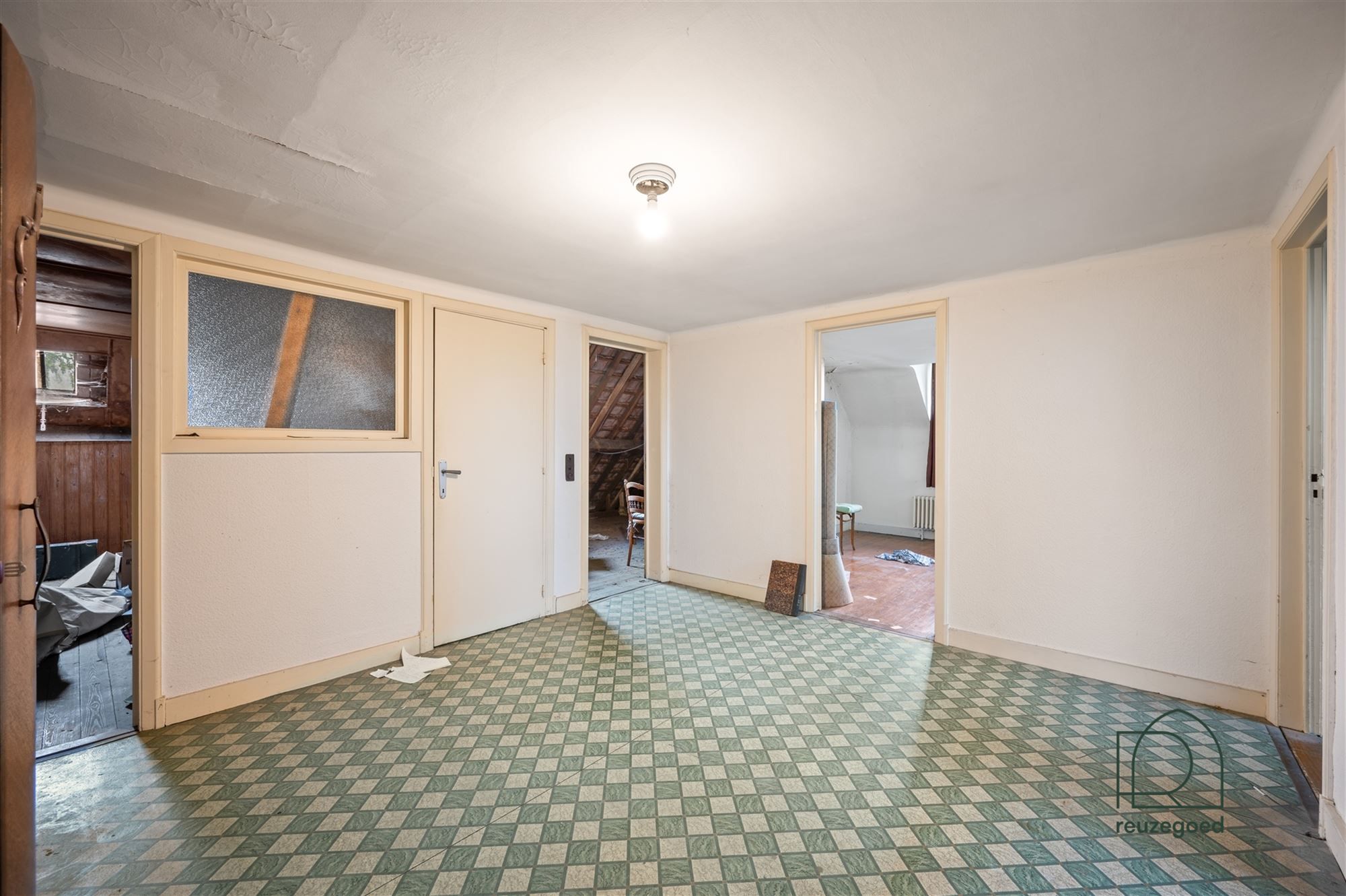 Groot te renoveren ingenieurswoning met veel karakter foto 23