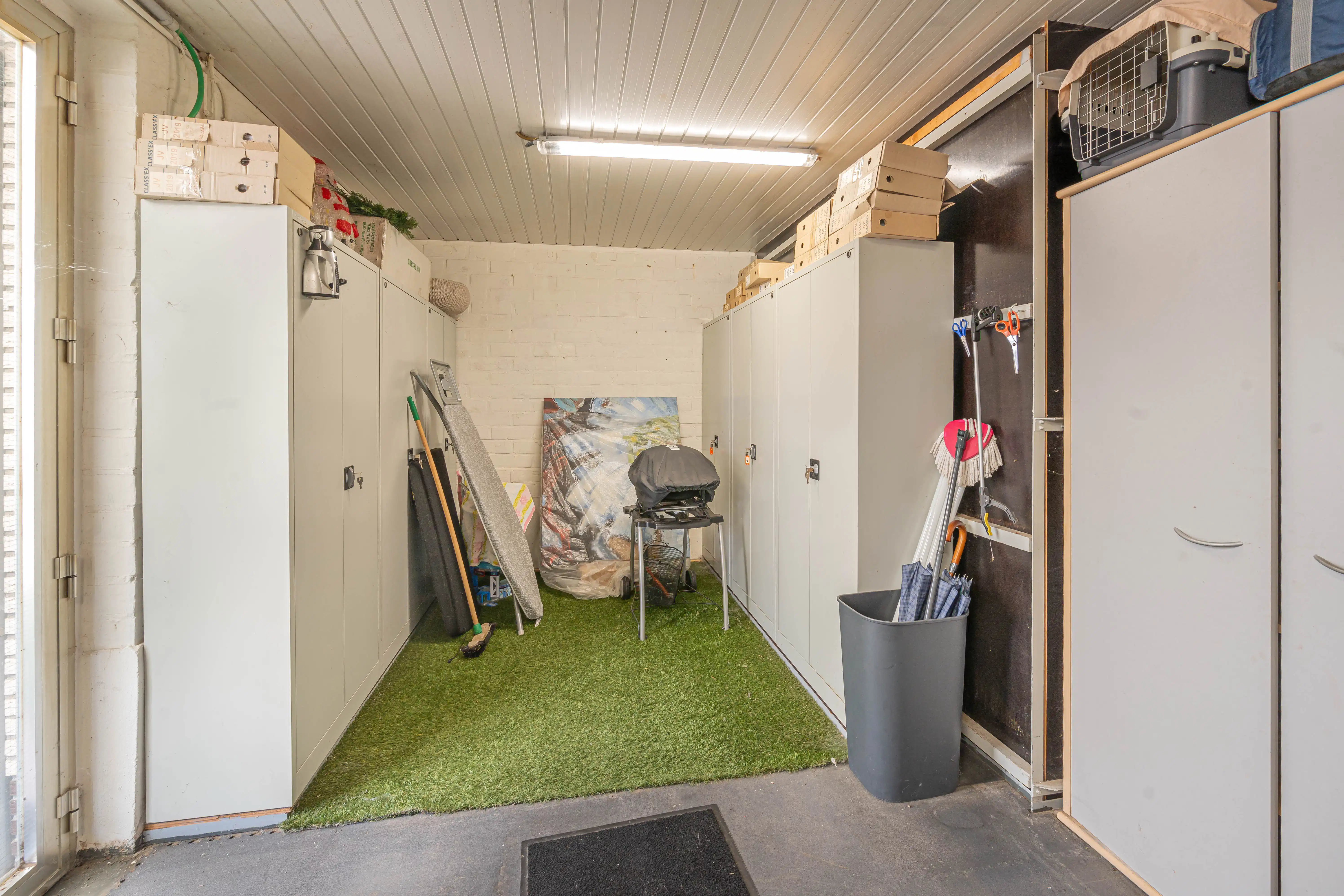 Kwalitatieve woning met 3 autostaanplaatsen in de garage! foto 26