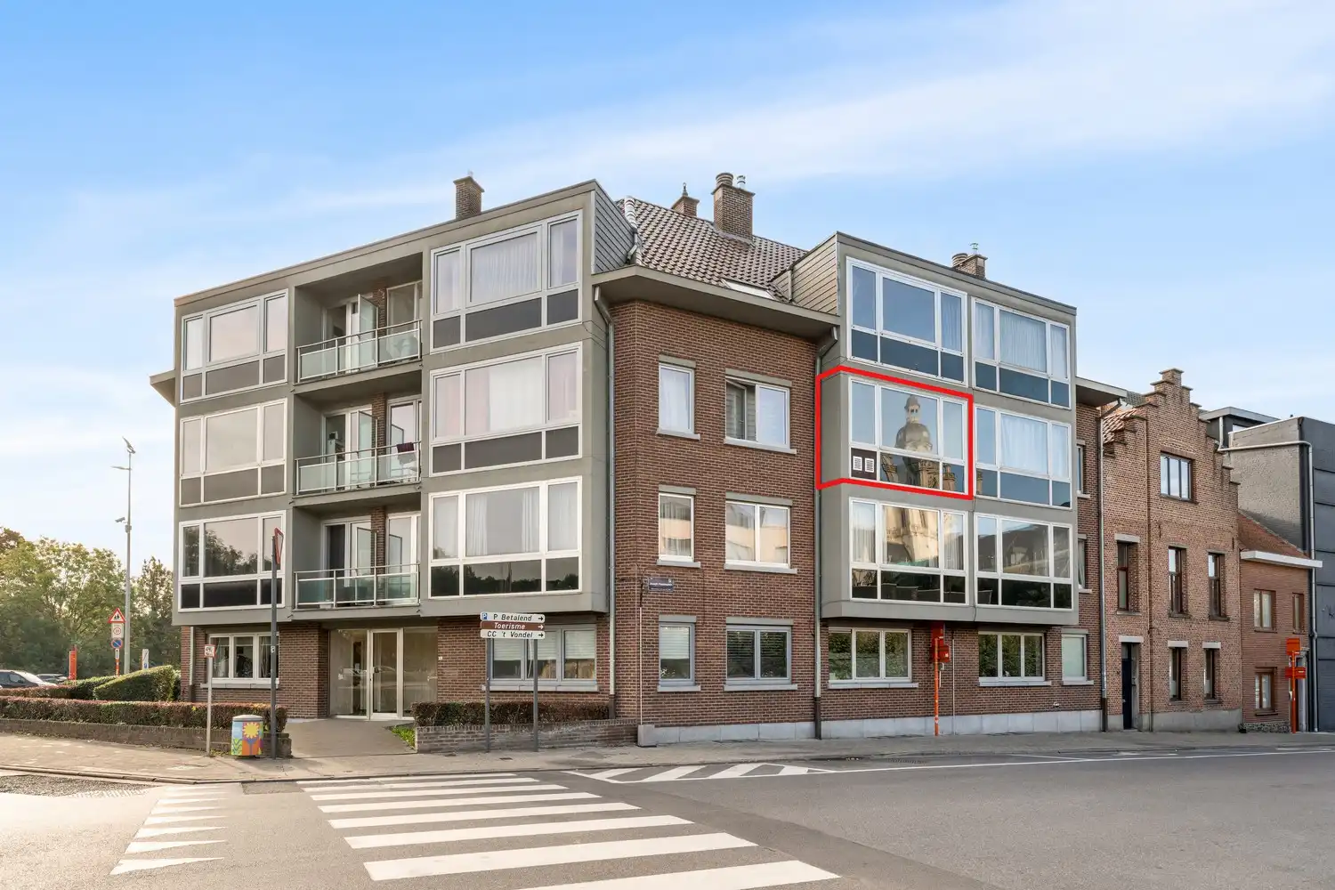 Energiezuinig 1-slaapkamerappartement in het centrum van Halle foto {{pictureIndex}}