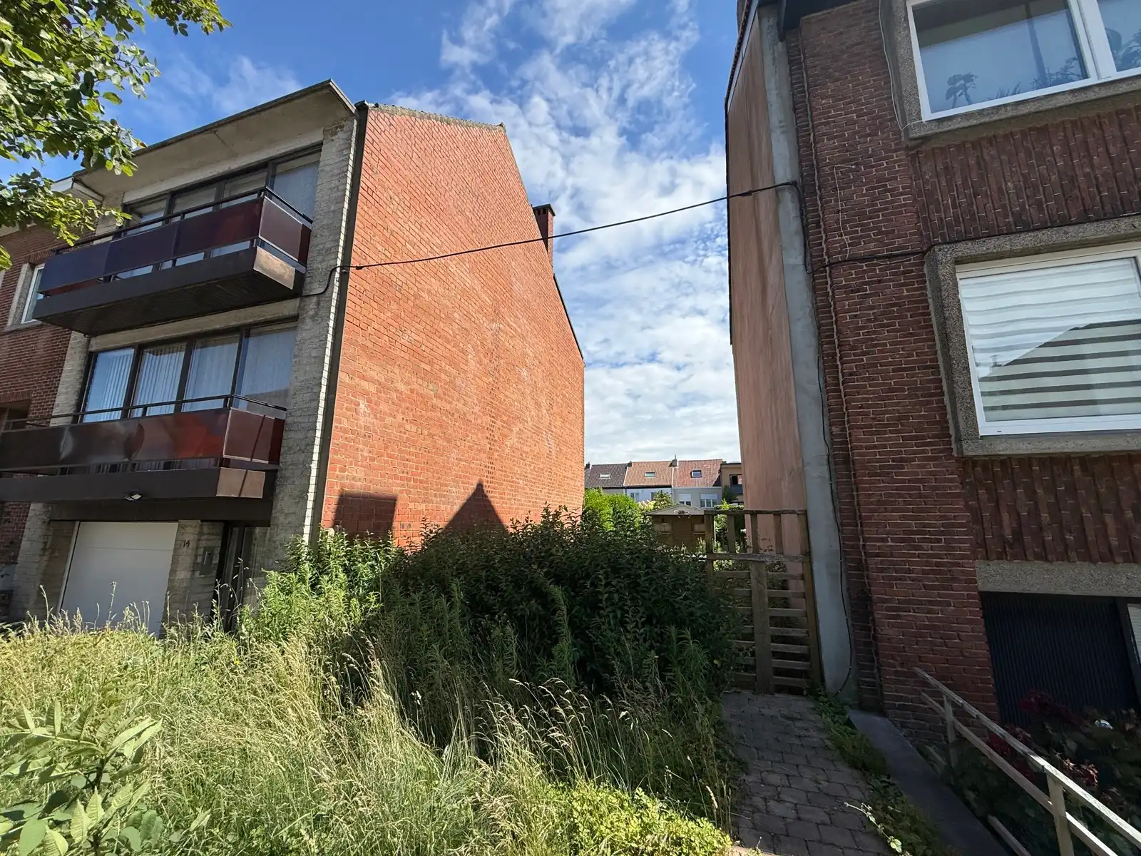 Gunstig gelegen bouwgrond voor gesloten bebouwing foto 2
