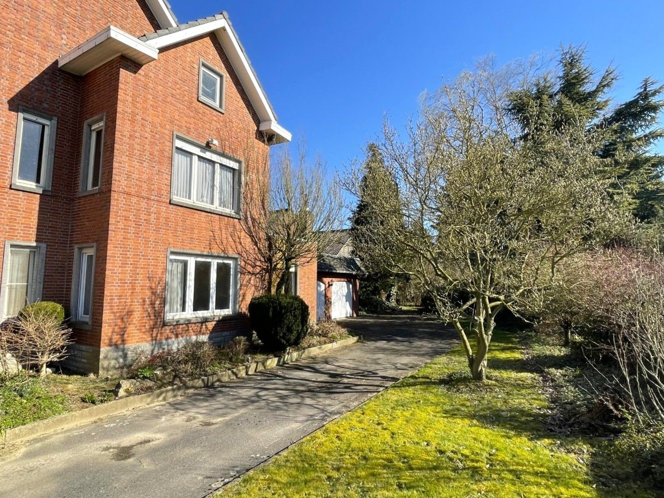 Ruime, te renoveren woning met veel potentieel op 10a14ca foto 21
