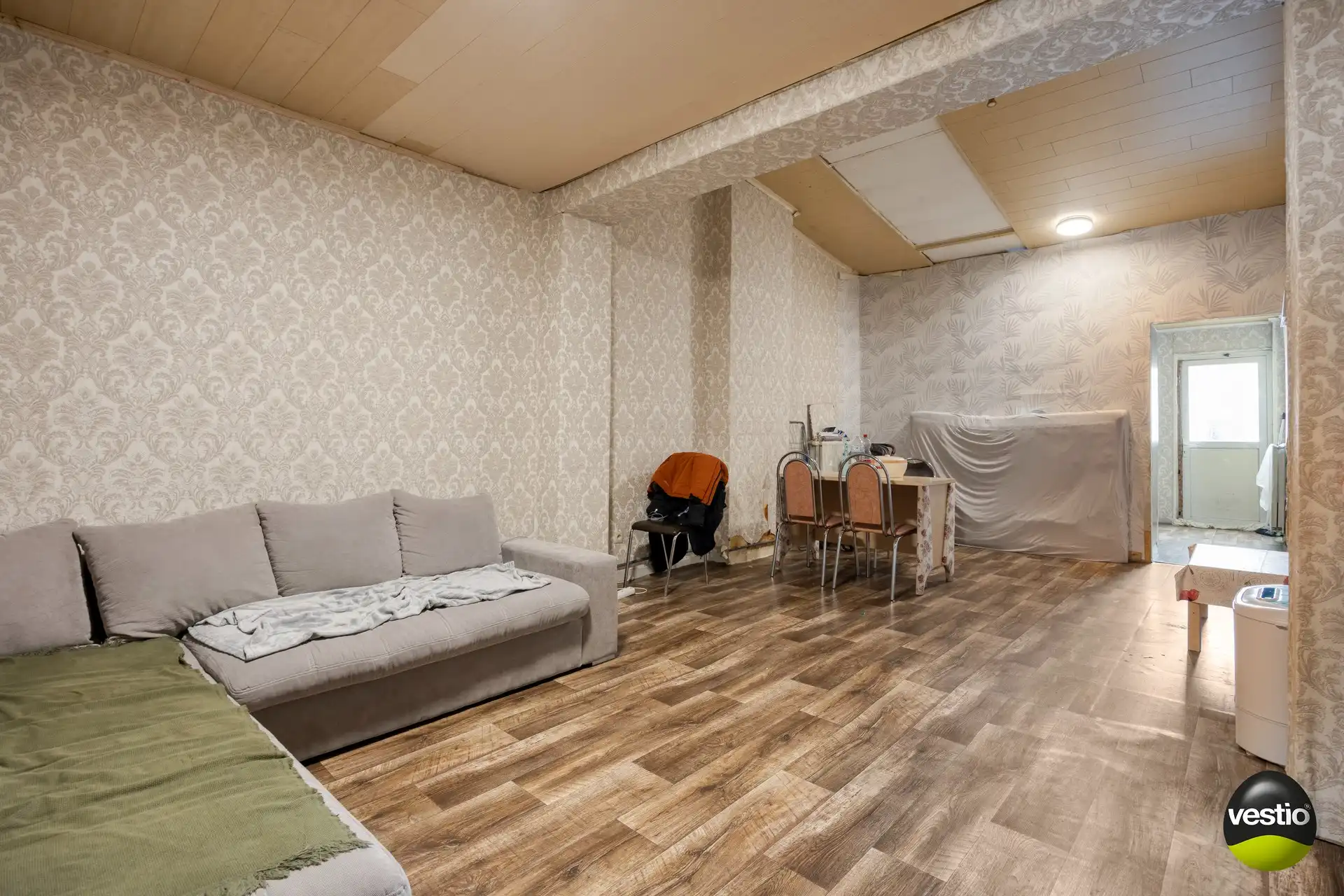 TE RENOVEREN RIJWONING IN HET CENTRUM VAN SINT-TRUIDEN foto 8