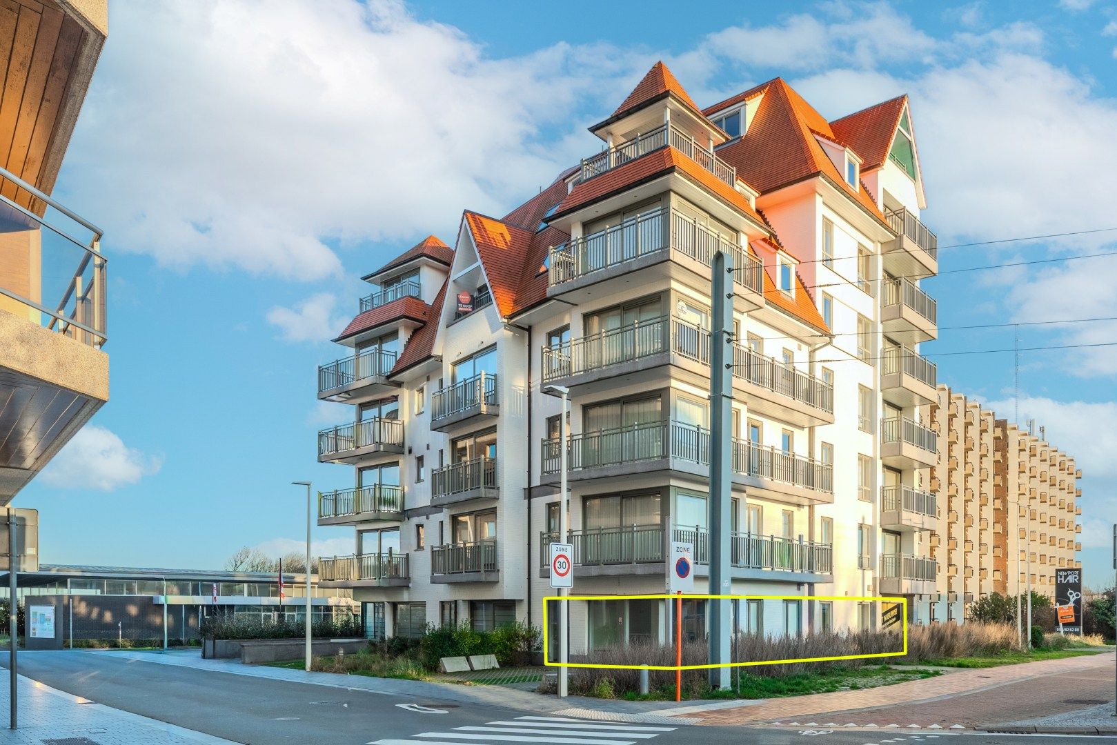 Standingvol handelspand op topligging in Nieuwpoort-Bad foto 5