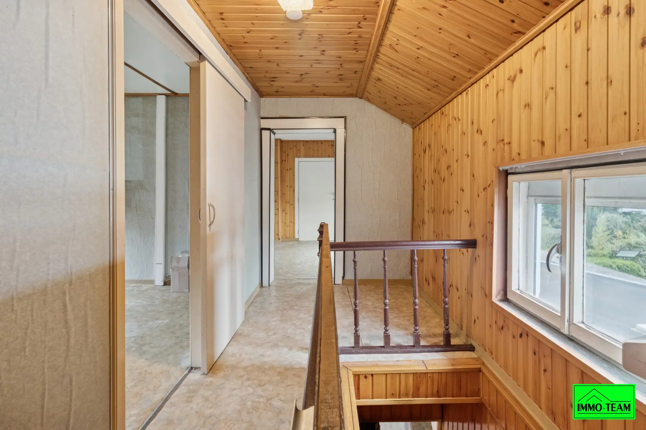 Charmante woning met renovatiepotentieel  foto 16