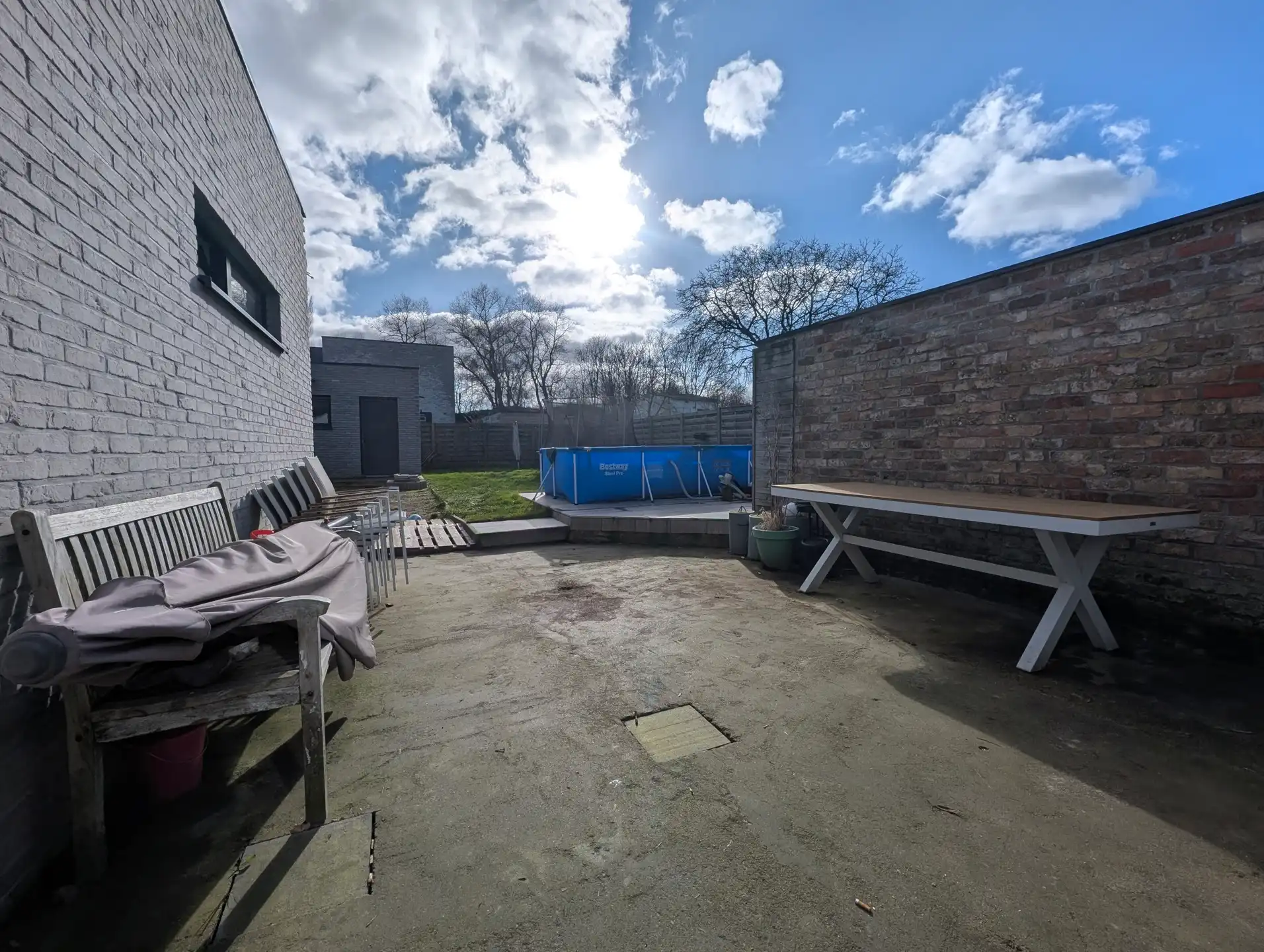 Huis te koop De Panne – Instapklaar, 4 slaapkamers, garage en zuidgerichte tuin (volledige renovatie 2023) foto 19