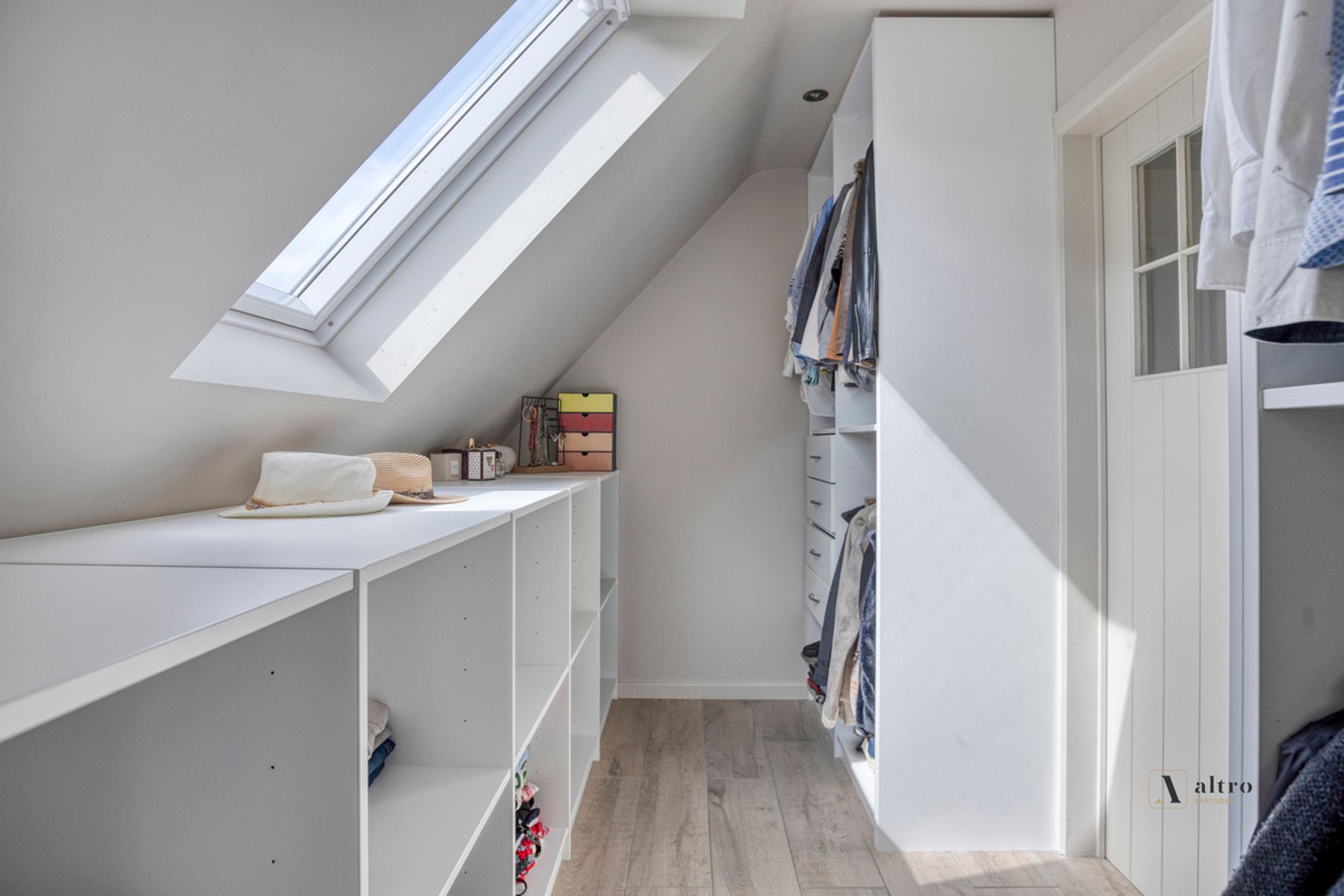 Prachtige en instapklare villa in landelijke stijl  foto 16