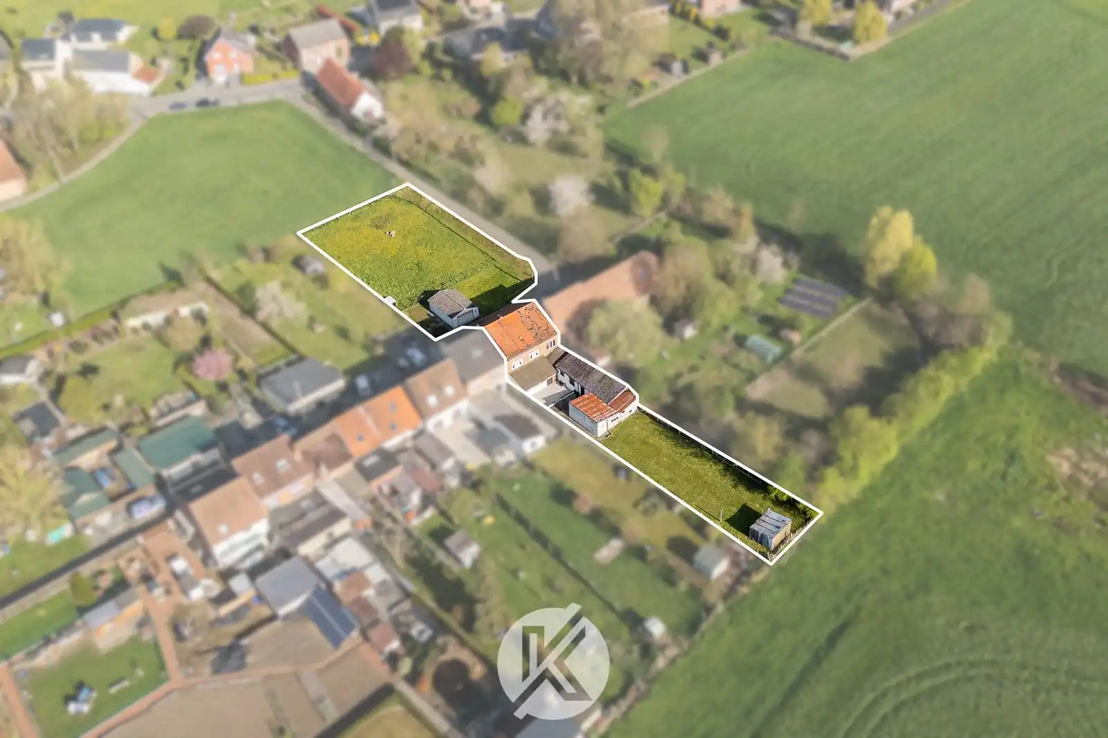 Robuuste woning met nabijgelegen weide van 10 are foto 8