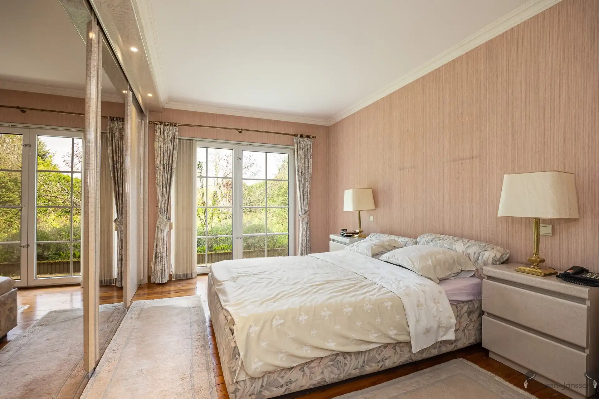Karaktervolle woning met prachtig zicht op eigen natuurdomein foto 14