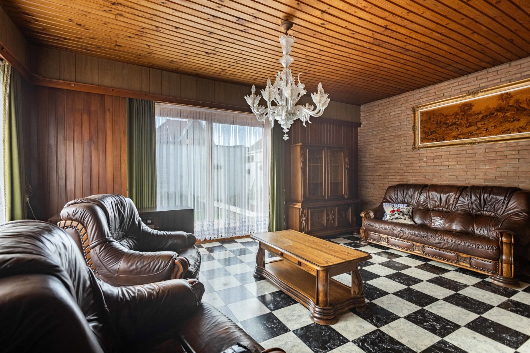 Rustig gelegen open bebouwing met privatieve oprit  foto 4