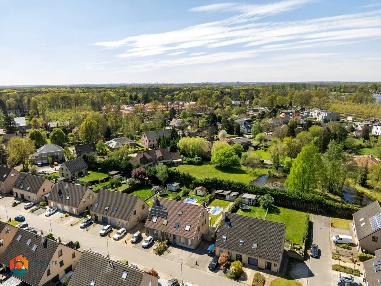 Instapklare woning met 5 slpkrs, zwembad en leuke tuin te Schiplaken foto 29