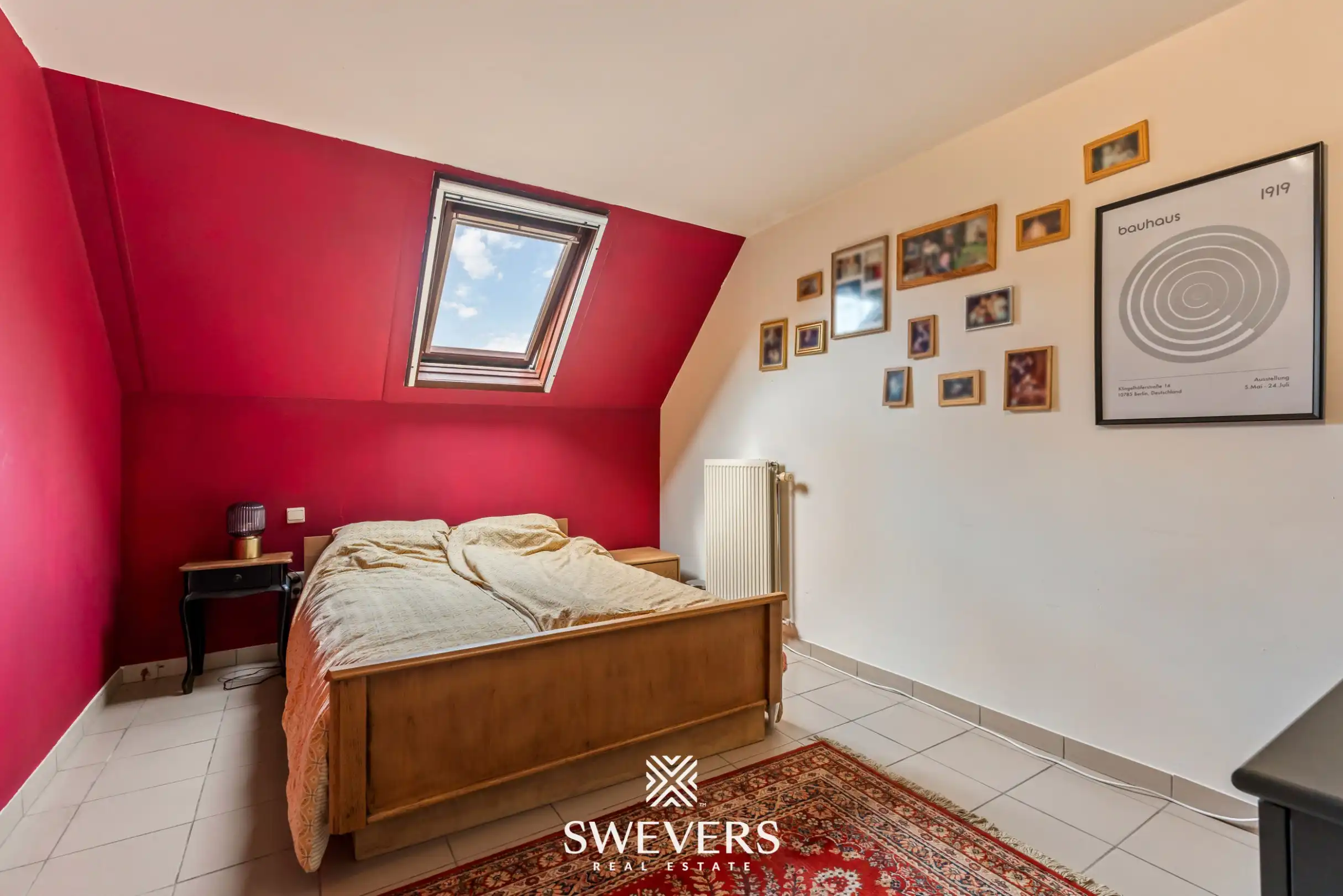 Instapklaar ruim duplex-appartement met 3 slaapkamers op toplocatie foto 12