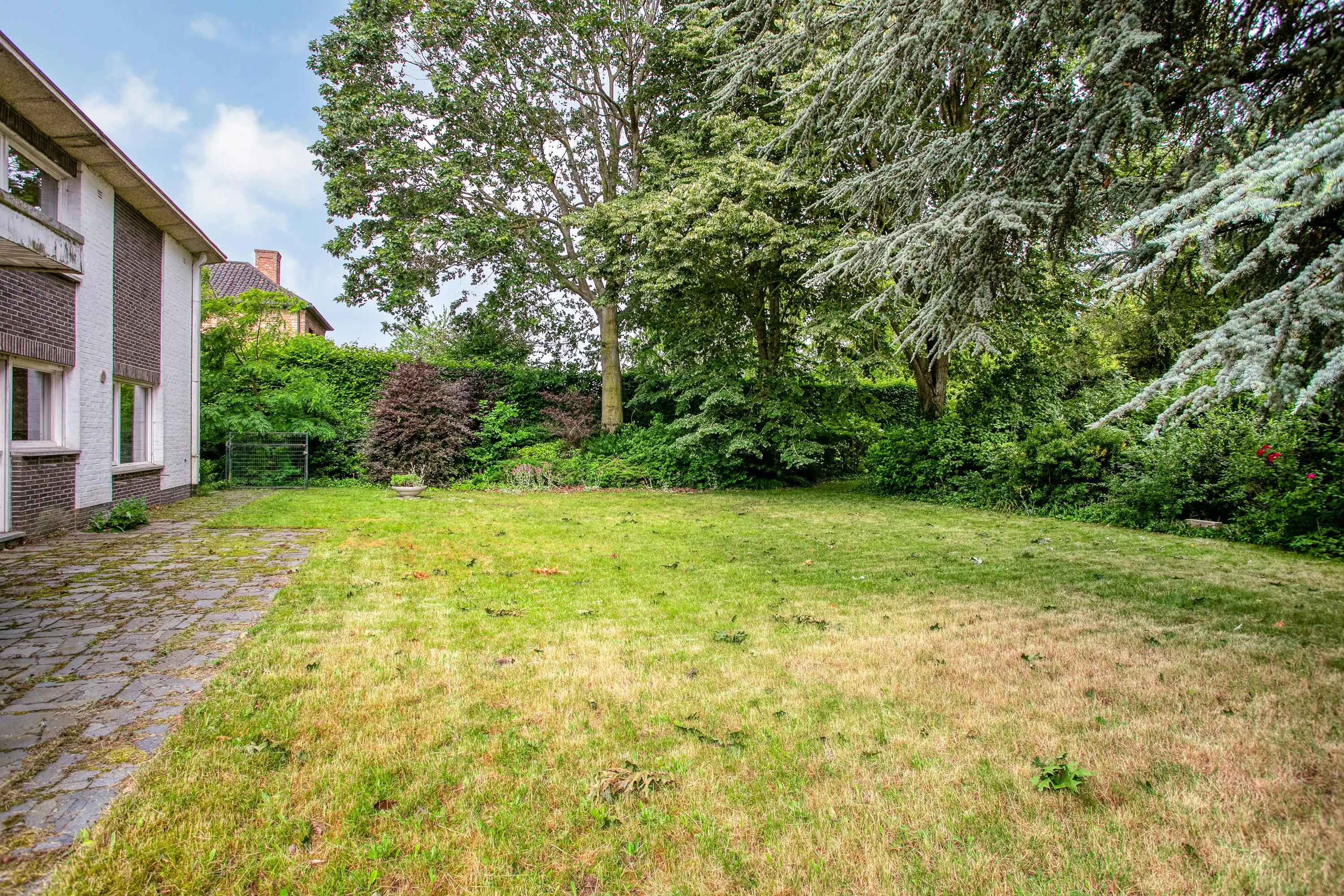 Exclusief renovatieproject: riante villa op toplocatie foto 30