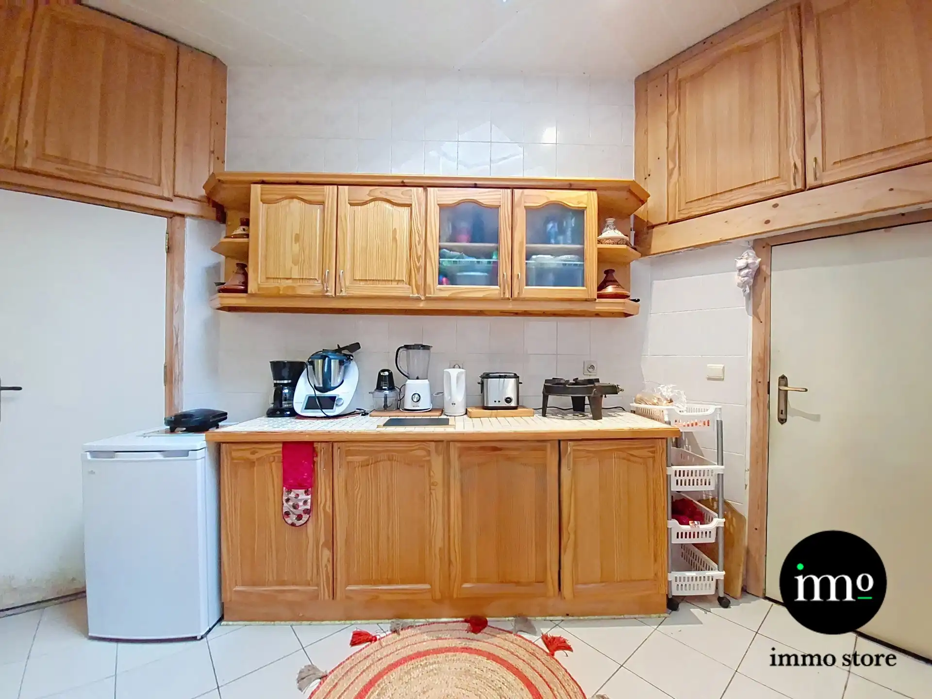Ruime woning met 4 slpk en veel potentieel foto 12
