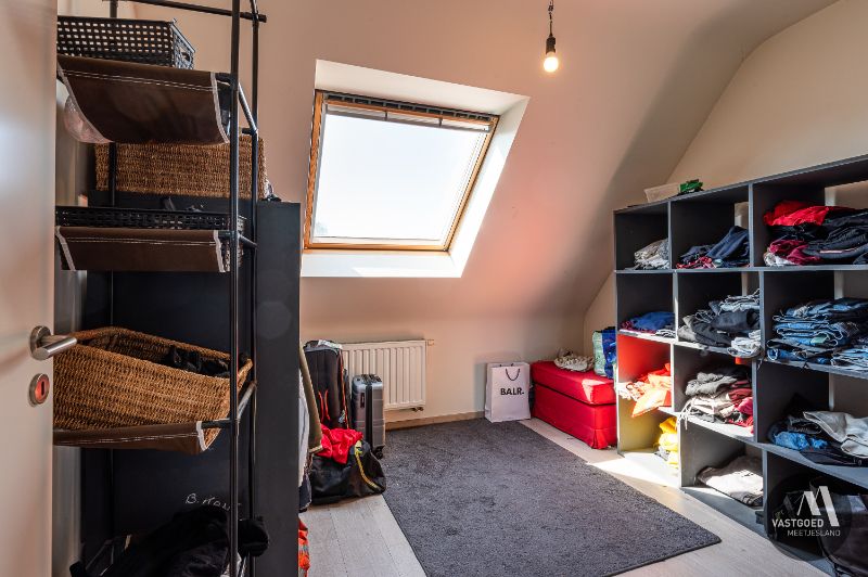 Recente eigendom met de voordelen van een huis en een appartement! foto 16