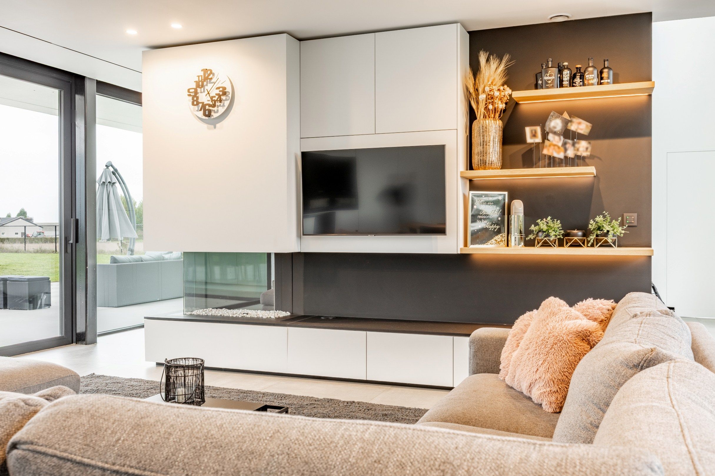 ARCHITECTURALE NIEUWBOUWVILLA OP RUIM LANDELIJK DOMEIN foto 7