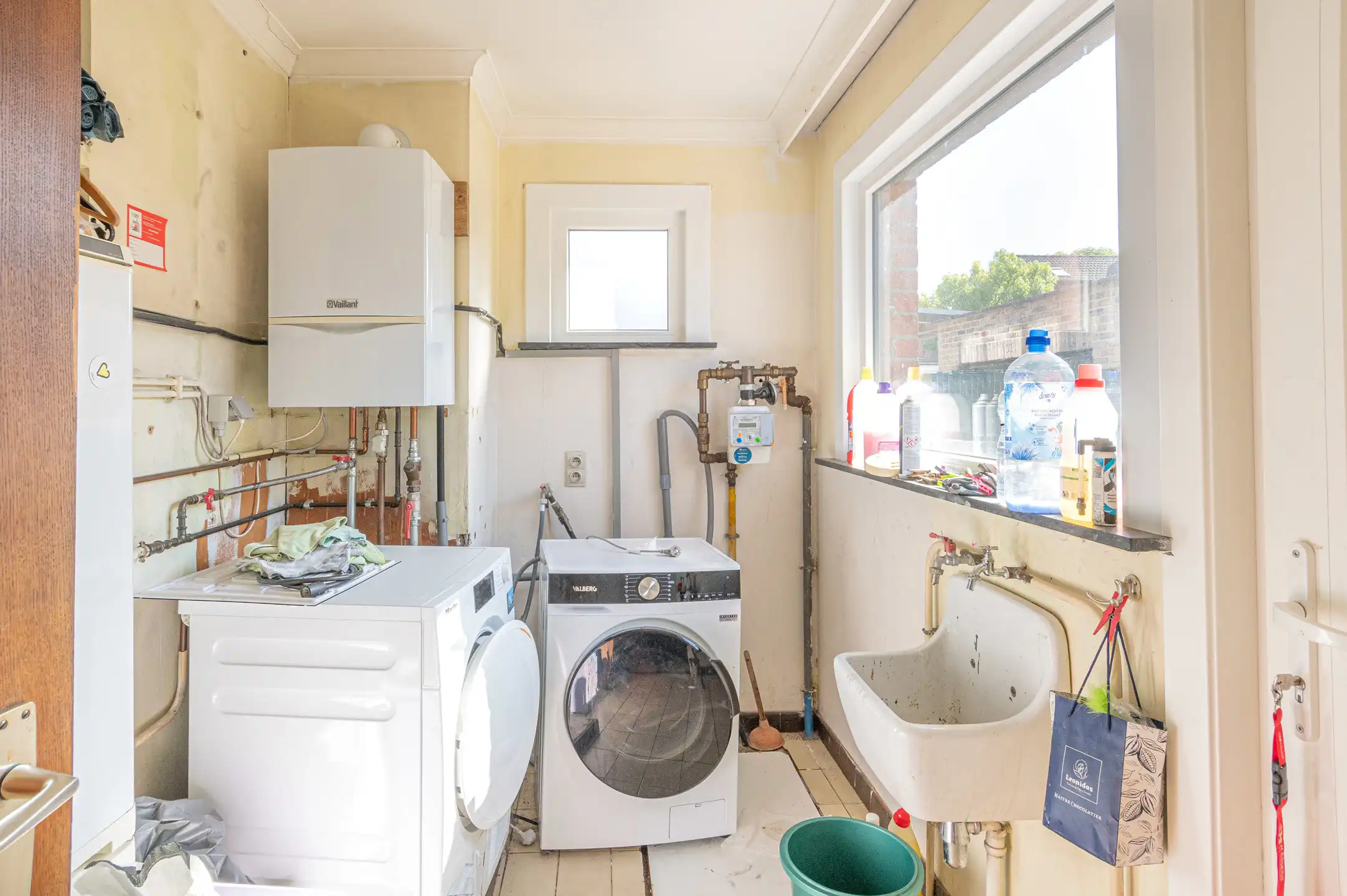 Gezellige halfopen bebouwing met garage en knusse tuin foto 7