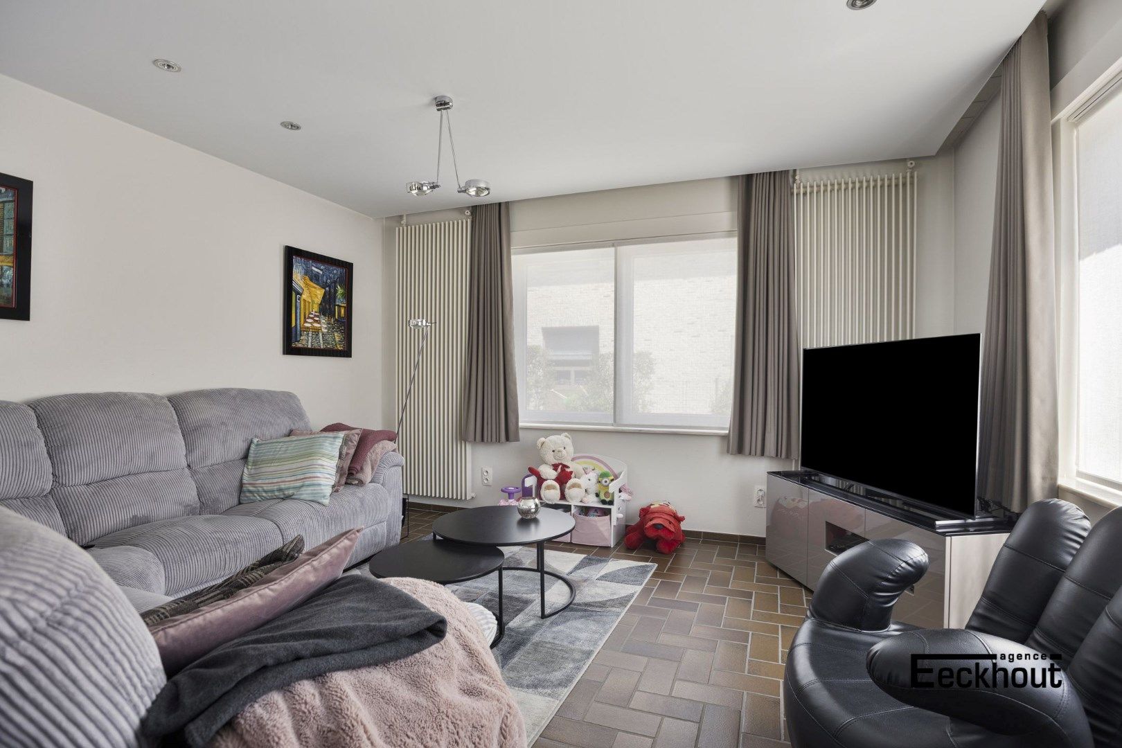 Instapklare villa met garage en aanpalend perceel bouwgrond! foto 7
