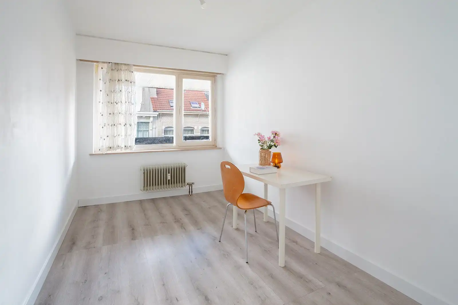 Drie slaapkamers, twee terrassen, één centrale ligging foto 16