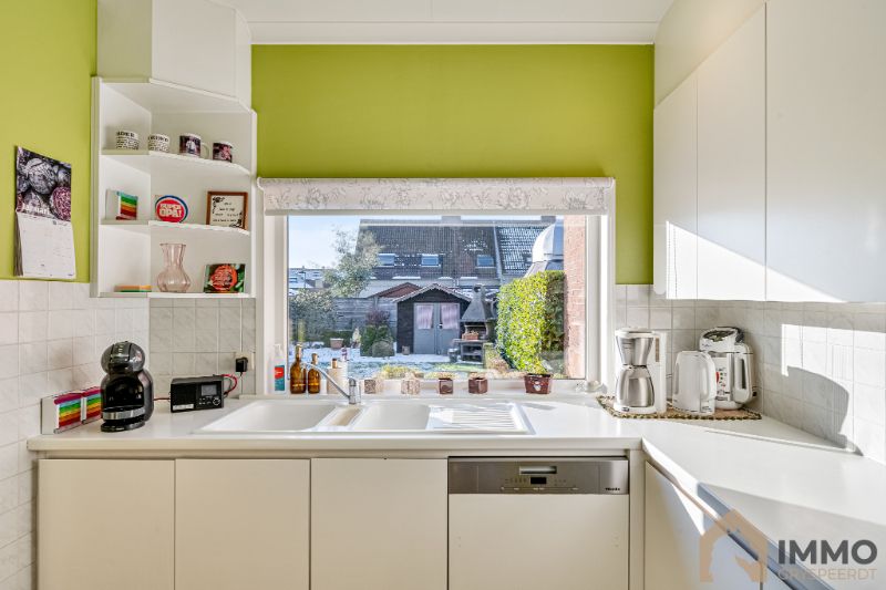 Te koop Rumbeke gezinswoning met 3 slpks, tuin, garage. foto 9