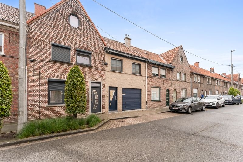 Roeselare : Instapklare, gerenoveerde rijwoning in hartje Roeselare! foto 18