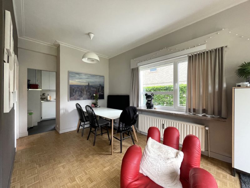 Modern gelijkvloers appartement gelegen tussen Sint-Pietersstation en UZ foto 3