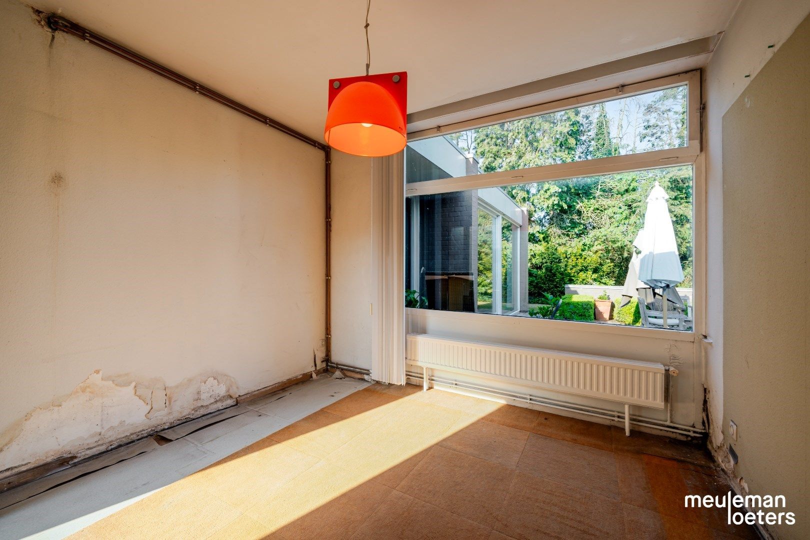 Te renoveren bungalow op fantastische ligging foto 11